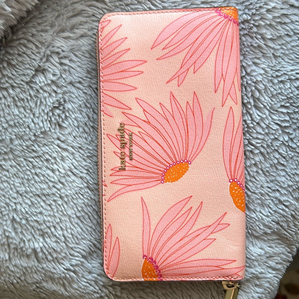 Daisy Kate Spade Wallet